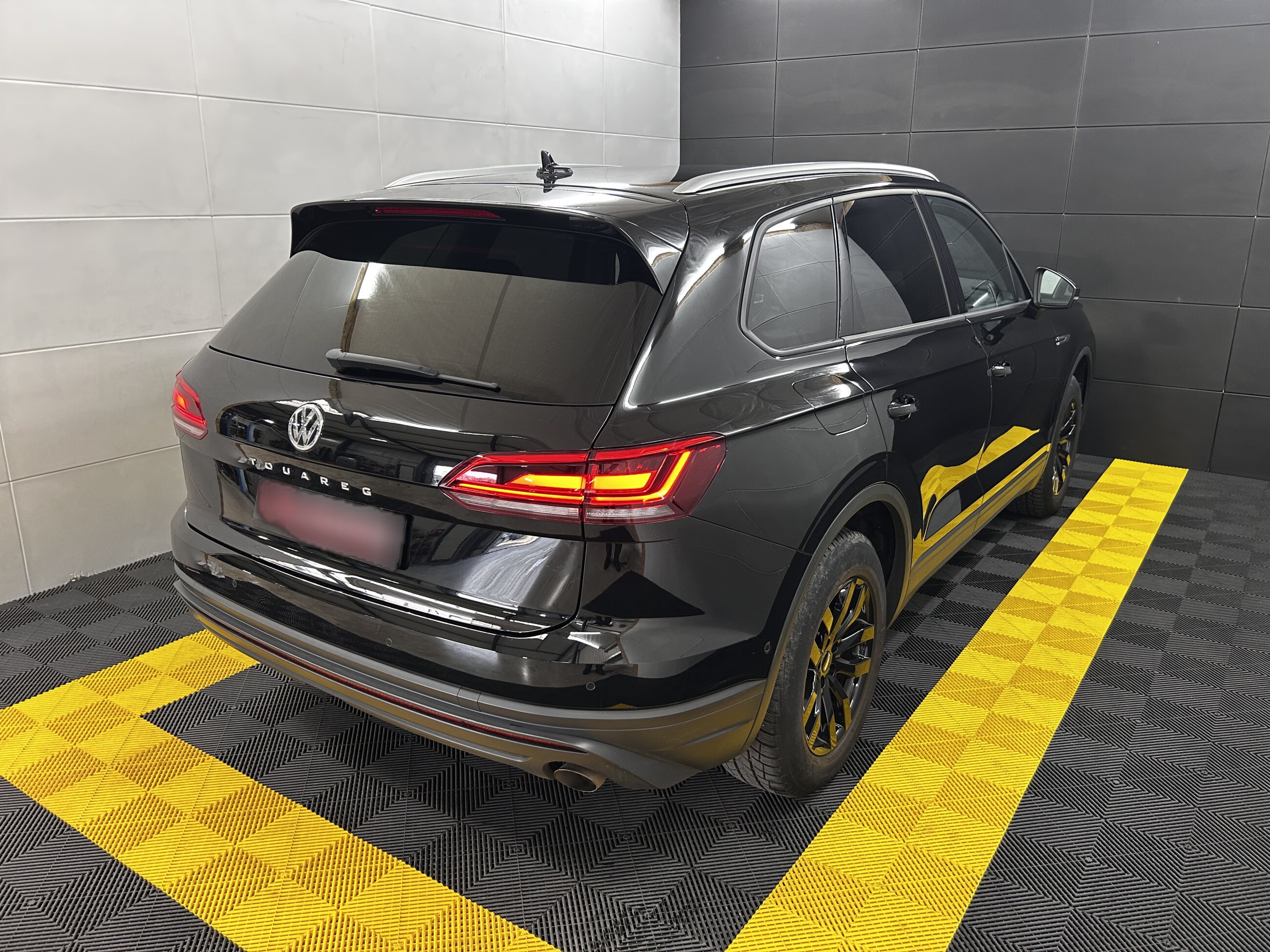 Volkswagen Touareg 4Motion+ACC+AHK+Keyless+LED+Kam