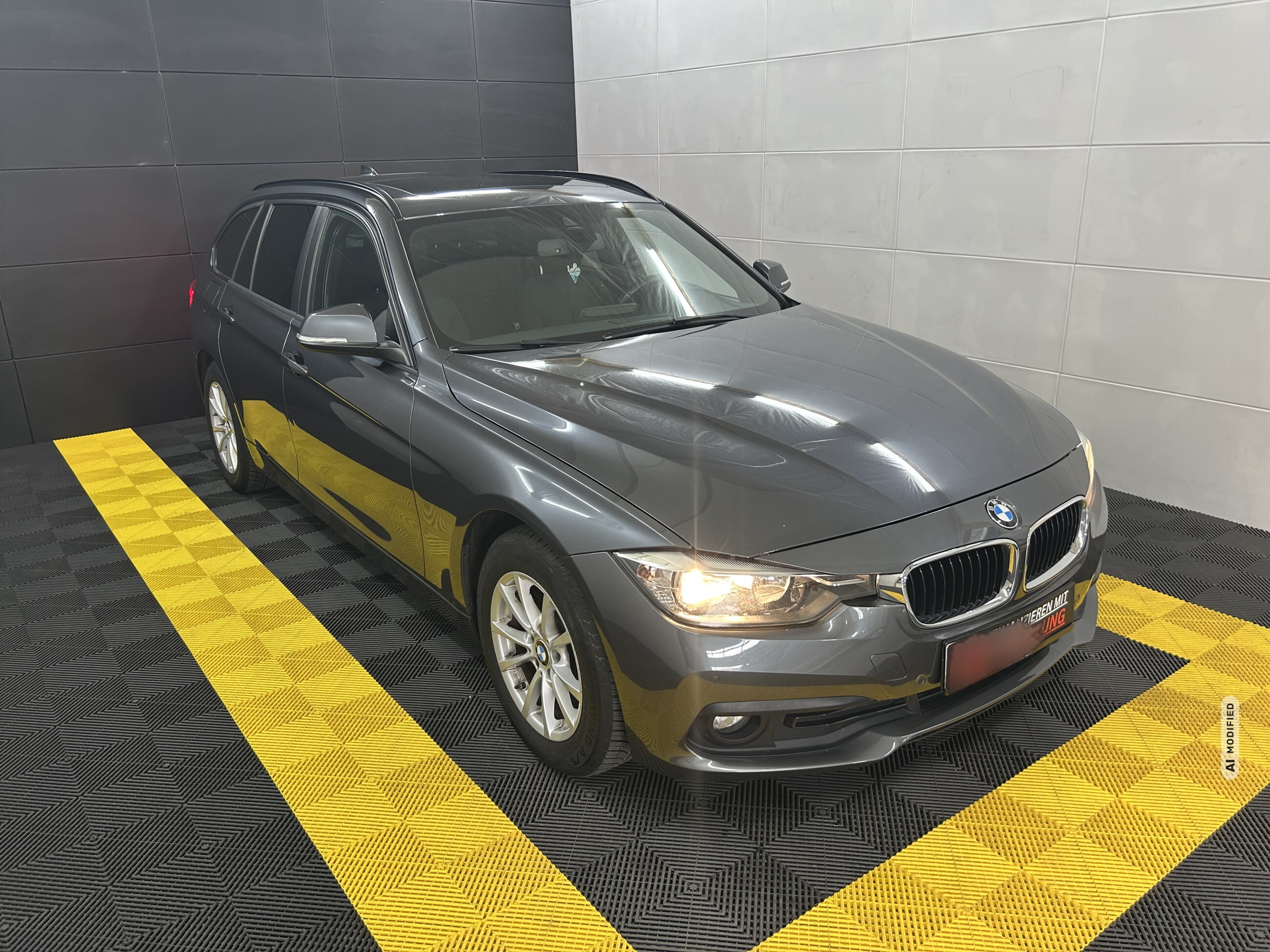 BMW 318 i Touring Advantage+Panorama+H&K+ M-Lenkrad