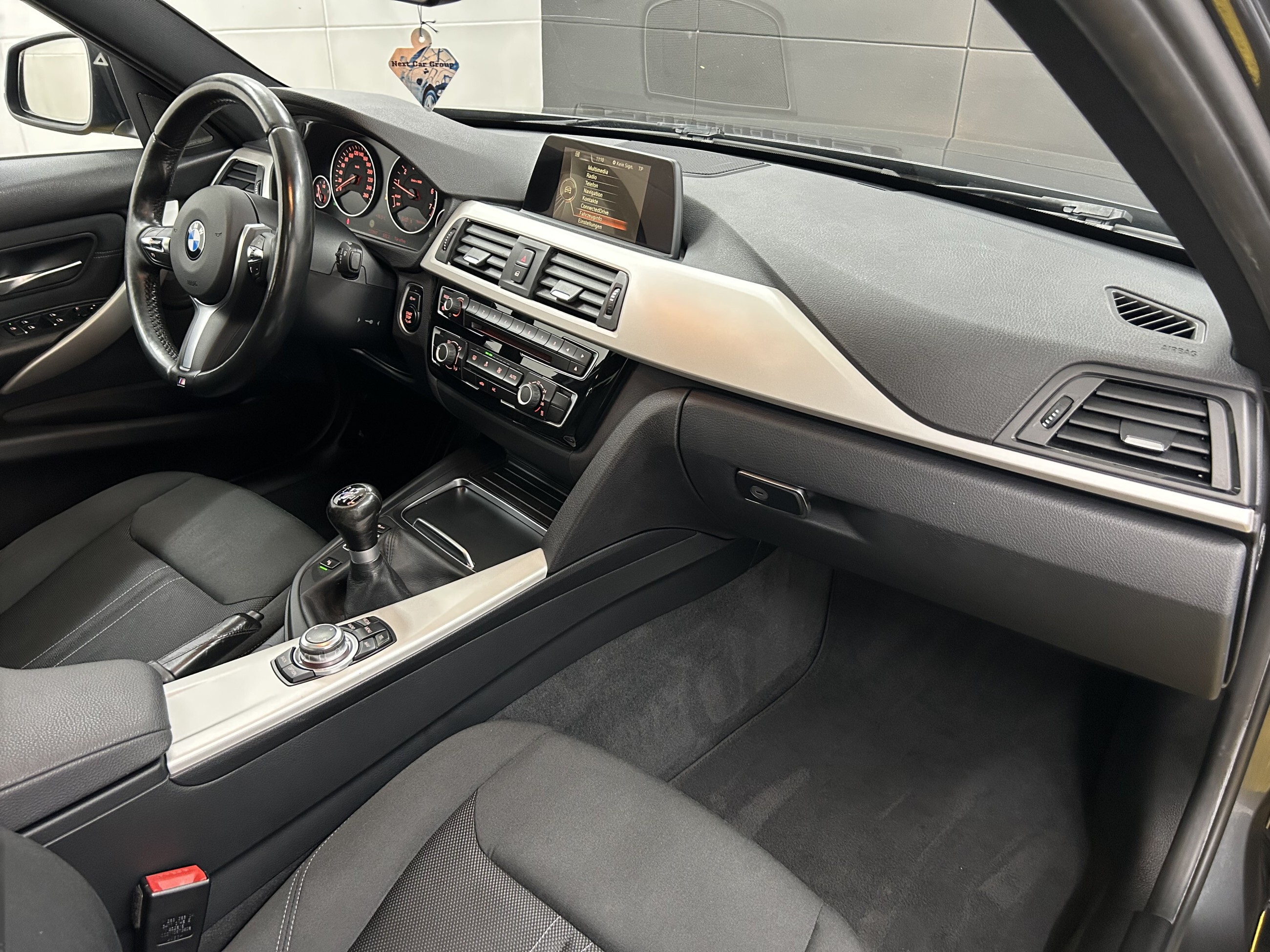 BMW 318 H&K+DAB+LED+Pano+Temp+Navi+Isofix+USB+BT+LM