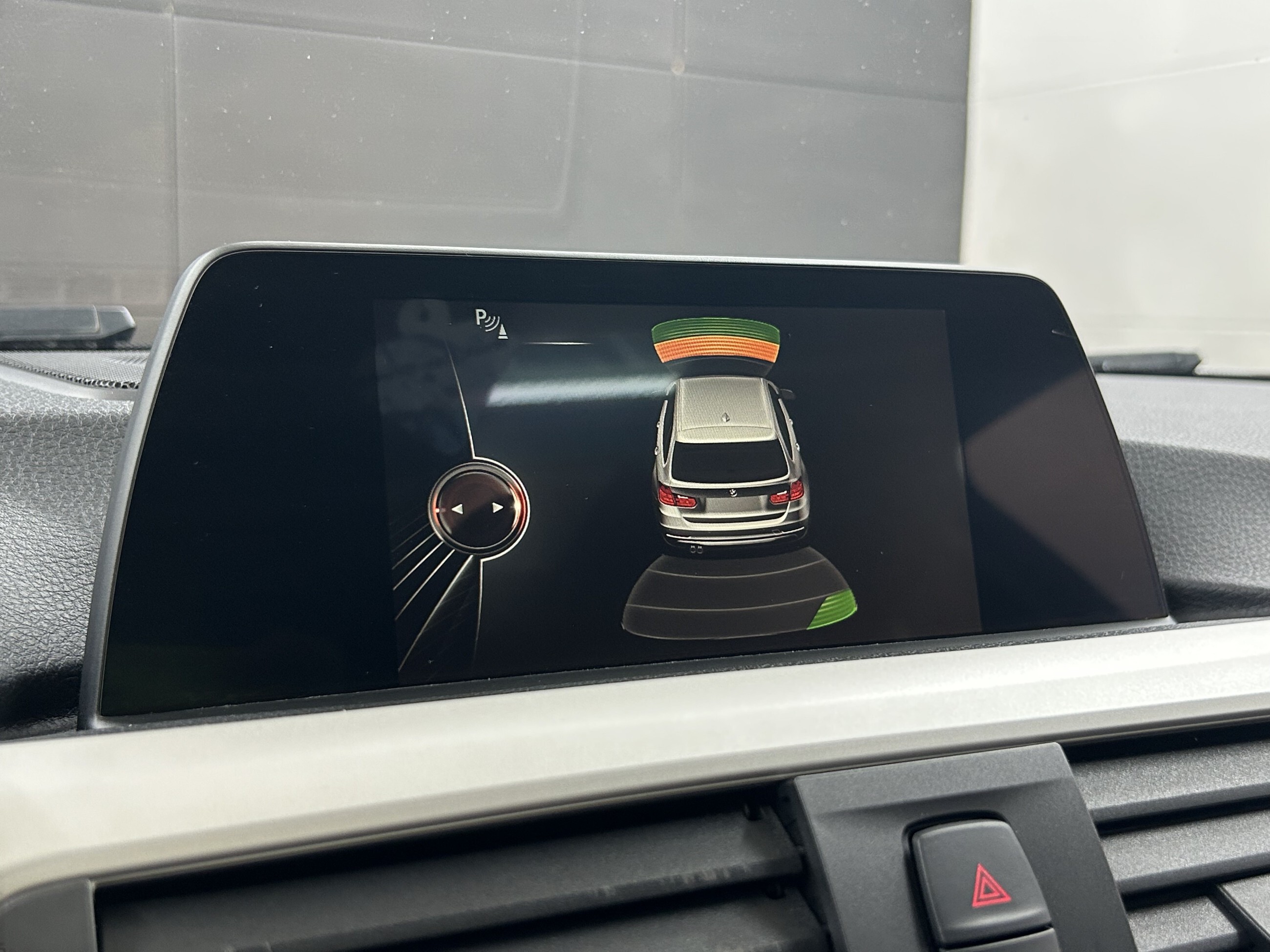 BMW 318 H&K+DAB+LED+Pano+Temp+Navi+Isofix+USB+BT+LM