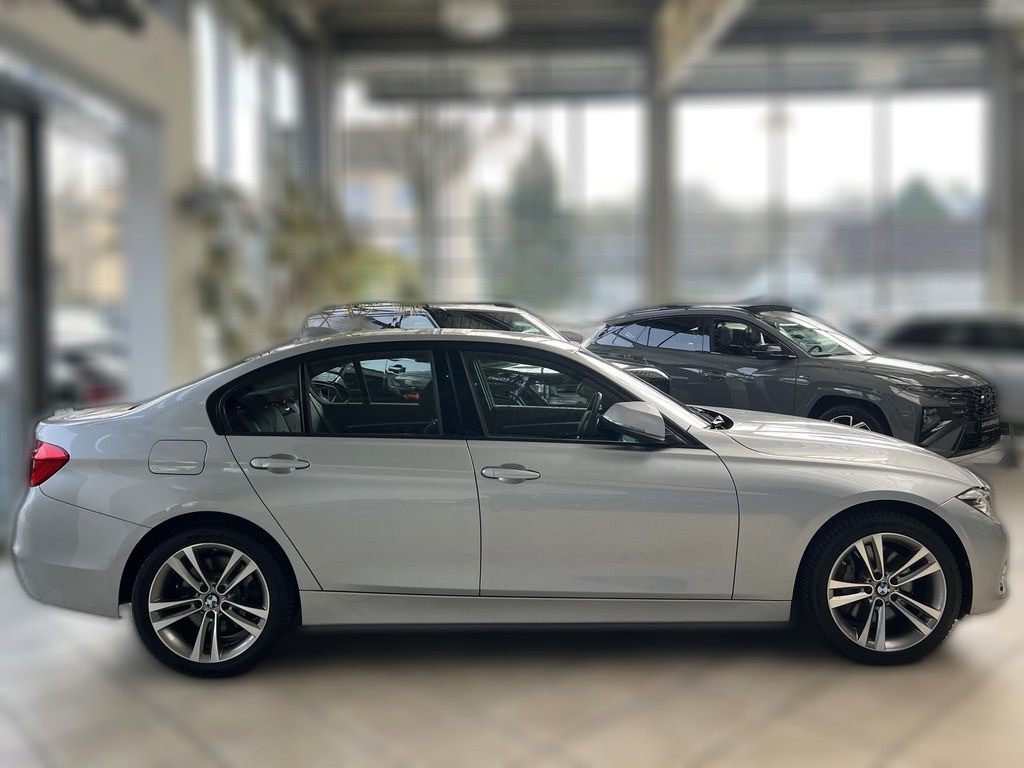 BMW 340 i xDrive Sport Line NAVI*HUD*MEMORY*KAMERA*