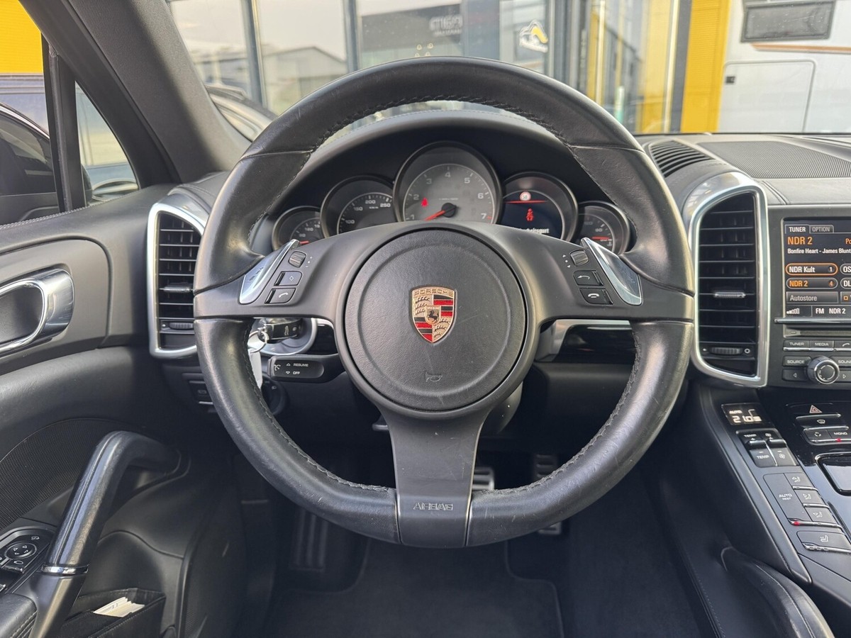 Porsche Cayenne S+Leder+Luftfeder+Xenon+TV