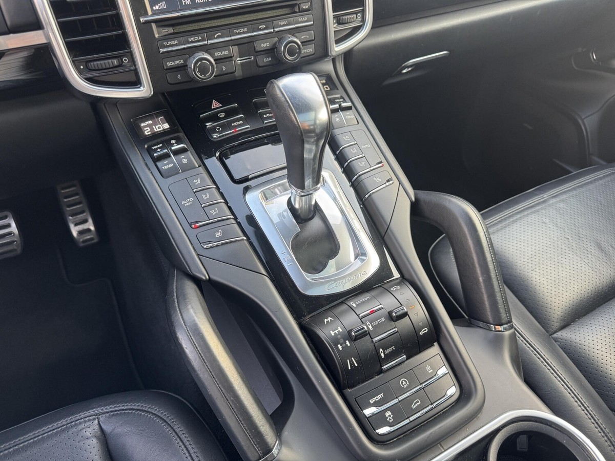 Porsche Cayenne S+Leder+Luftfeder+Xenon+TV