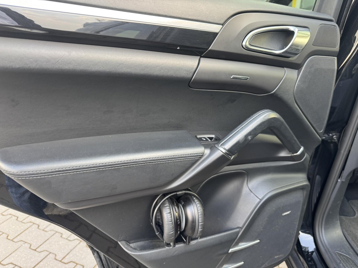 Porsche Cayenne S+Leder+Luftfeder+Xenon+TV