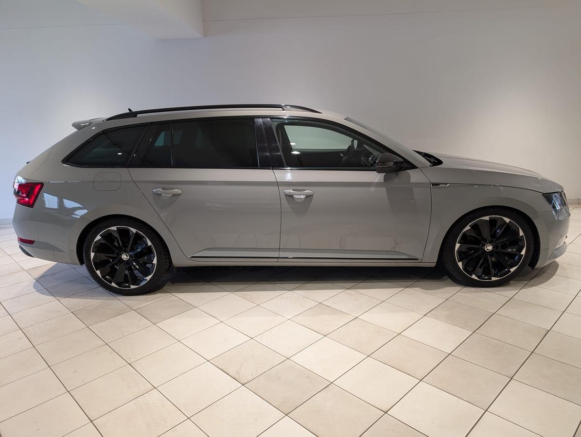 Skoda Superb Combi 1.8TSI Sportline Canton DCC