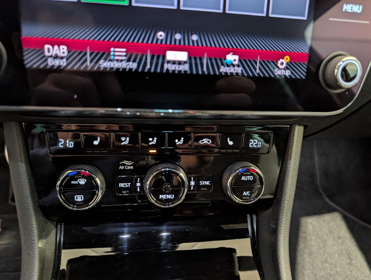 Skoda Superb Combi 1.8TSI Sportline Canton DCC