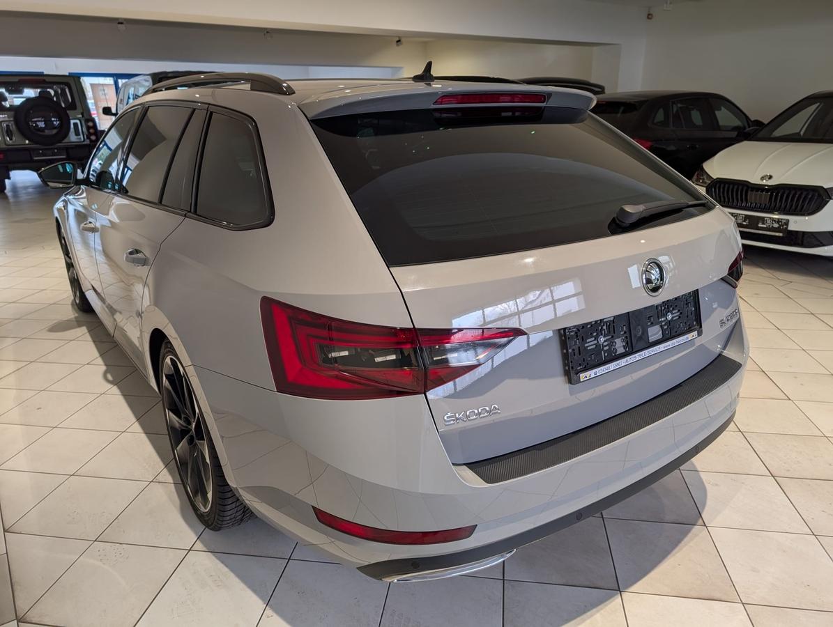Skoda Superb Combi 1.8TSI Sportline Canton DCC