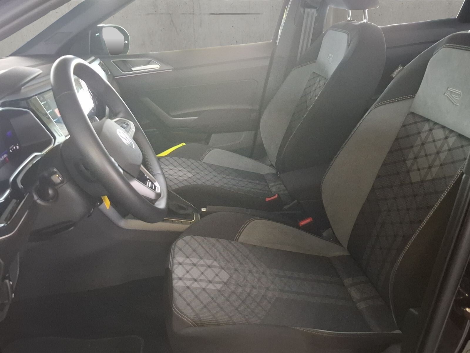 Volkswagen Taigo R-Line 1.0 TSI 7-Gang DSG