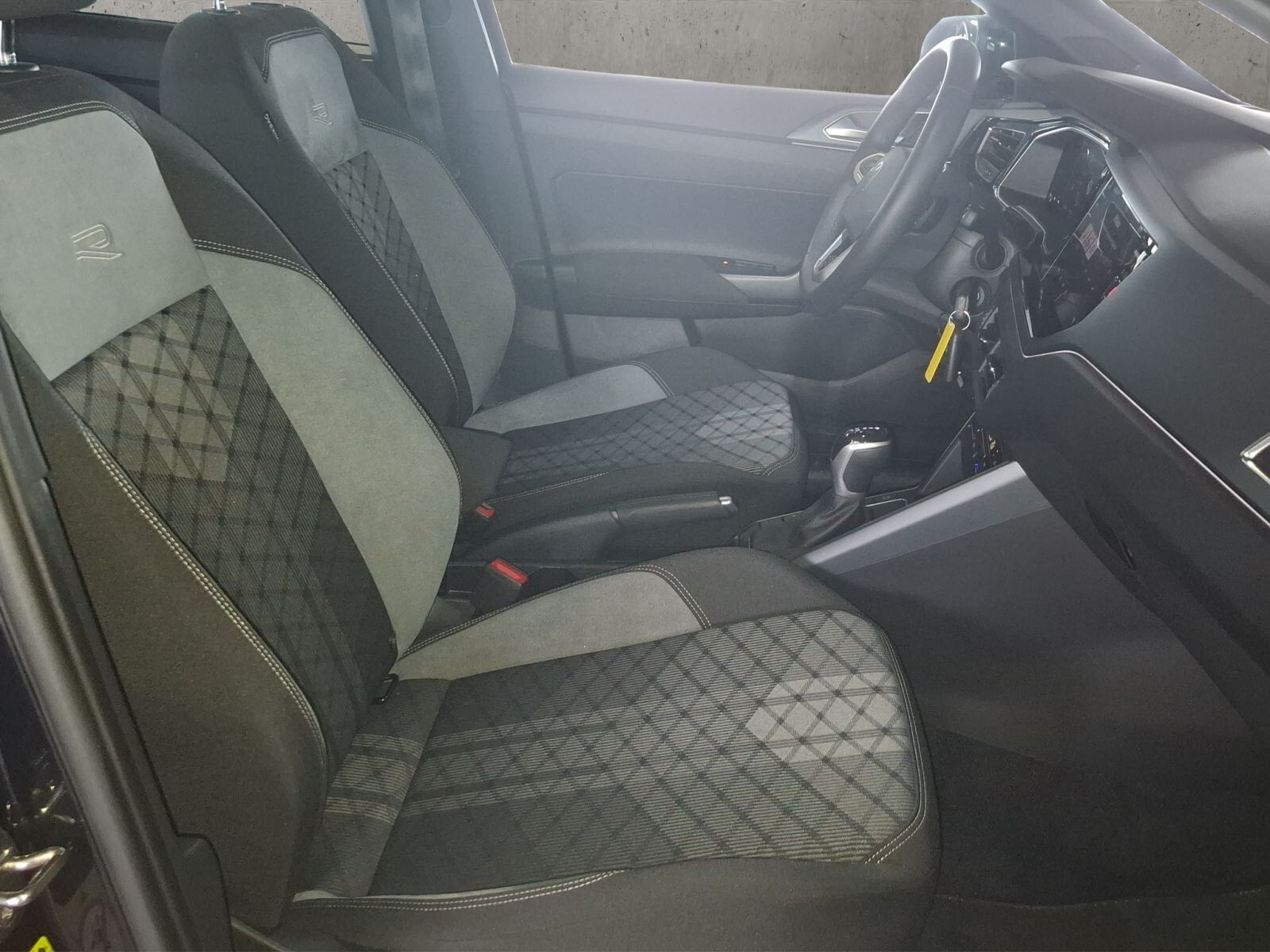 Volkswagen Taigo R-Line 1.0 TSI 7-Gang DSG