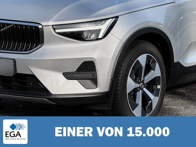 Volvo XC40 Core 2WD Navi Digitales Cockpit Soundsystem LED Sperrdiff. El. Heckklappe A
