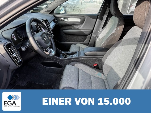 Volvo XC40 Core 2WD Navi Digitales Cockpit Soundsystem LED Sperrdiff. El. Heckklappe A