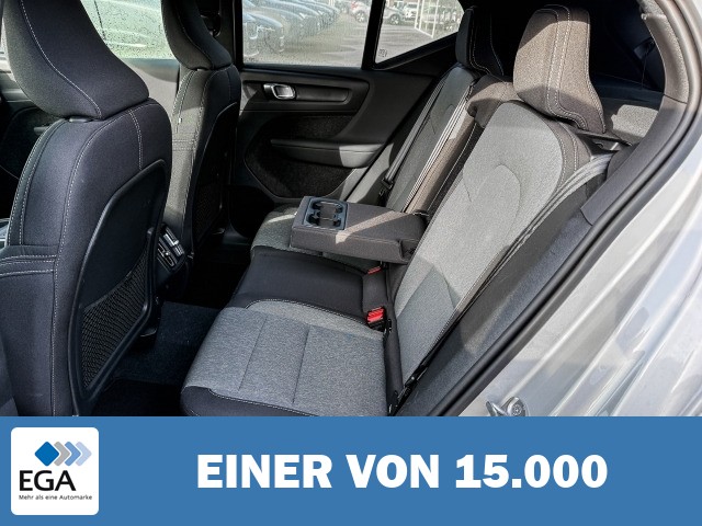 Volvo XC40 Core 2WD Navi Digitales Cockpit Soundsystem LED Sperrdiff. El. Heckklappe A