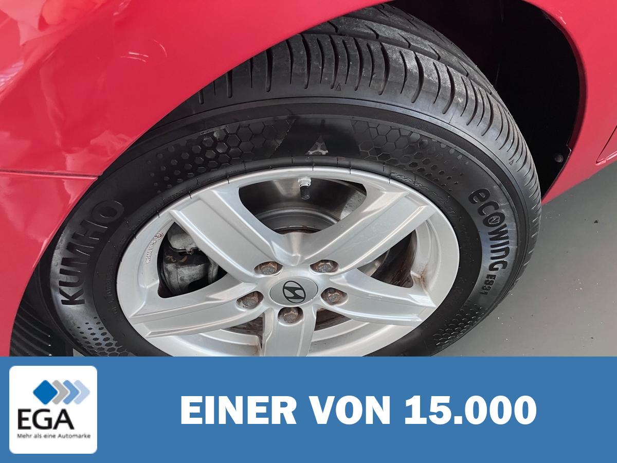 Hyundai i30 1.4 Trend blue - Navi/ Kamera/ Klima