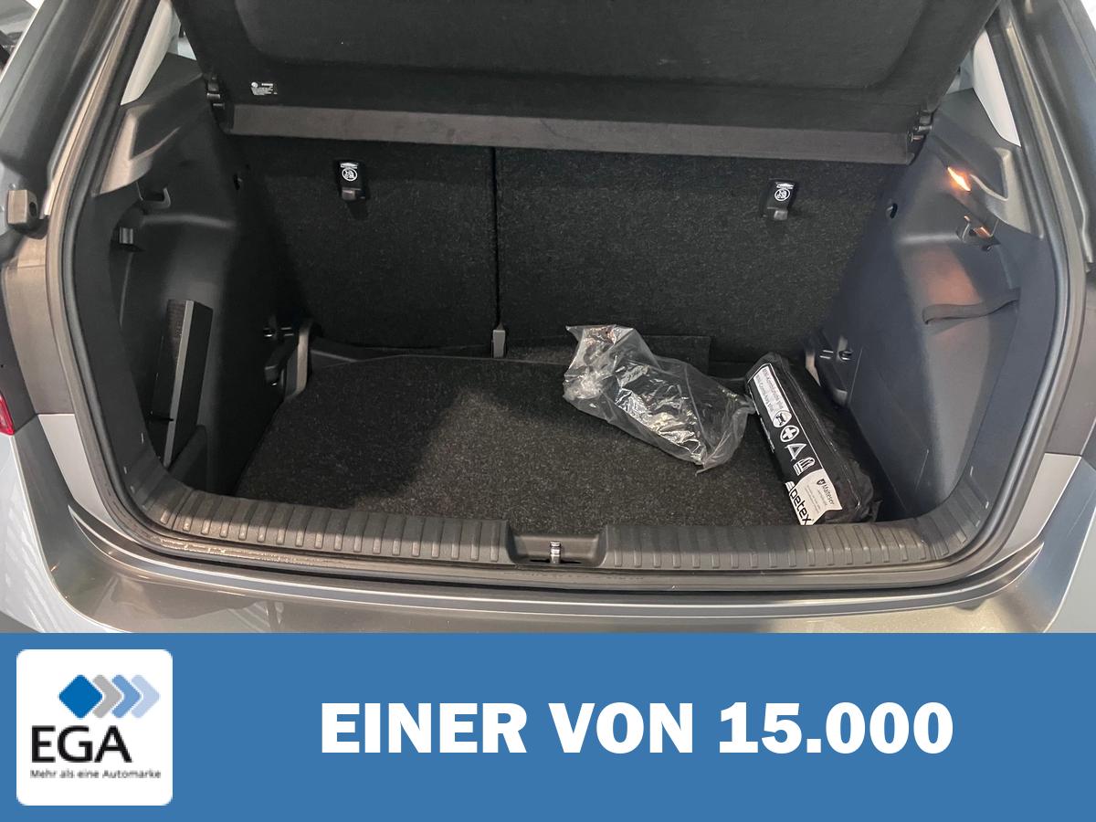 Skoda Fabia 1.0 TSI Tour - Carplay/ LED/ PDC