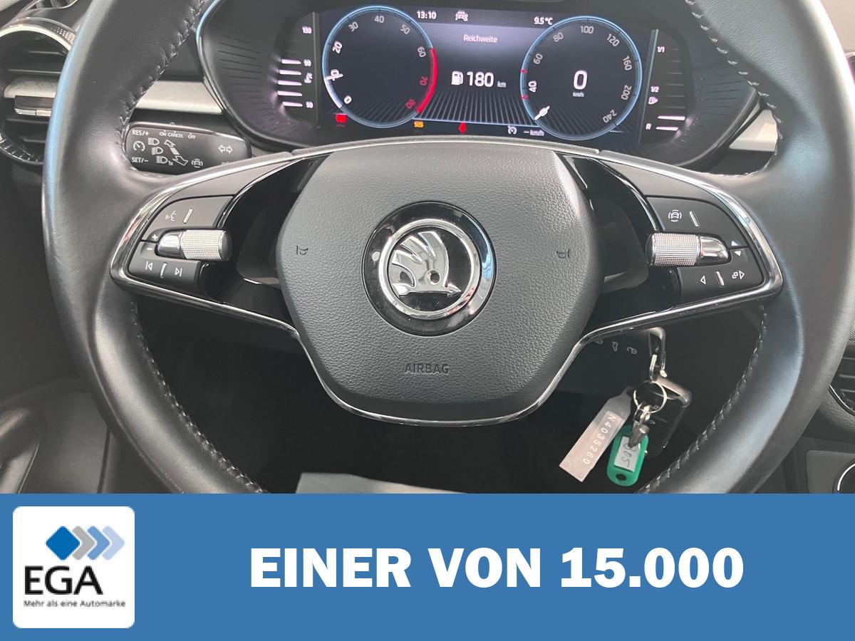 Skoda Fabia 1.0 TSI Tour - Carplay/ LED/ PDC