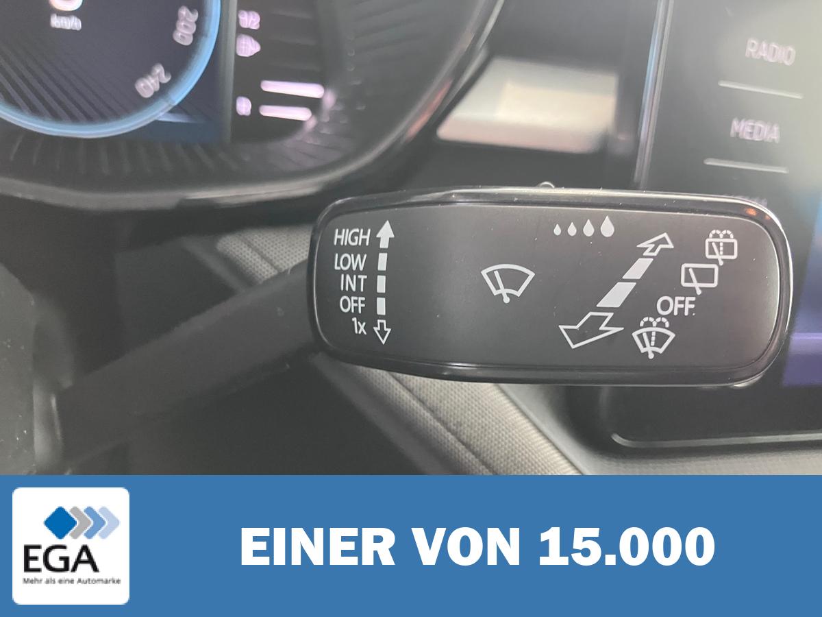 Skoda Fabia 1.0 TSI Tour - Carplay/ LED/ PDC