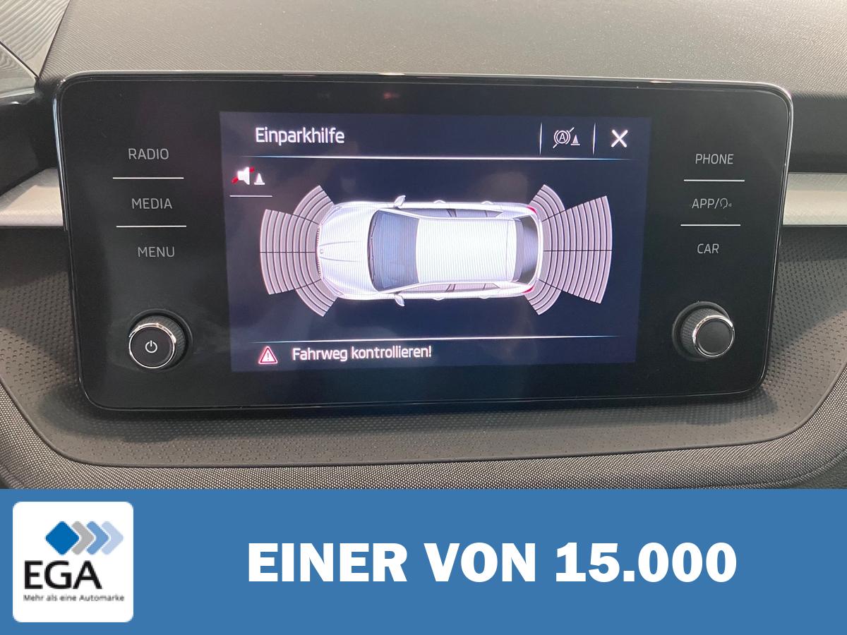 Skoda Fabia 1.0 TSI Tour - Carplay/ LED/ PDC