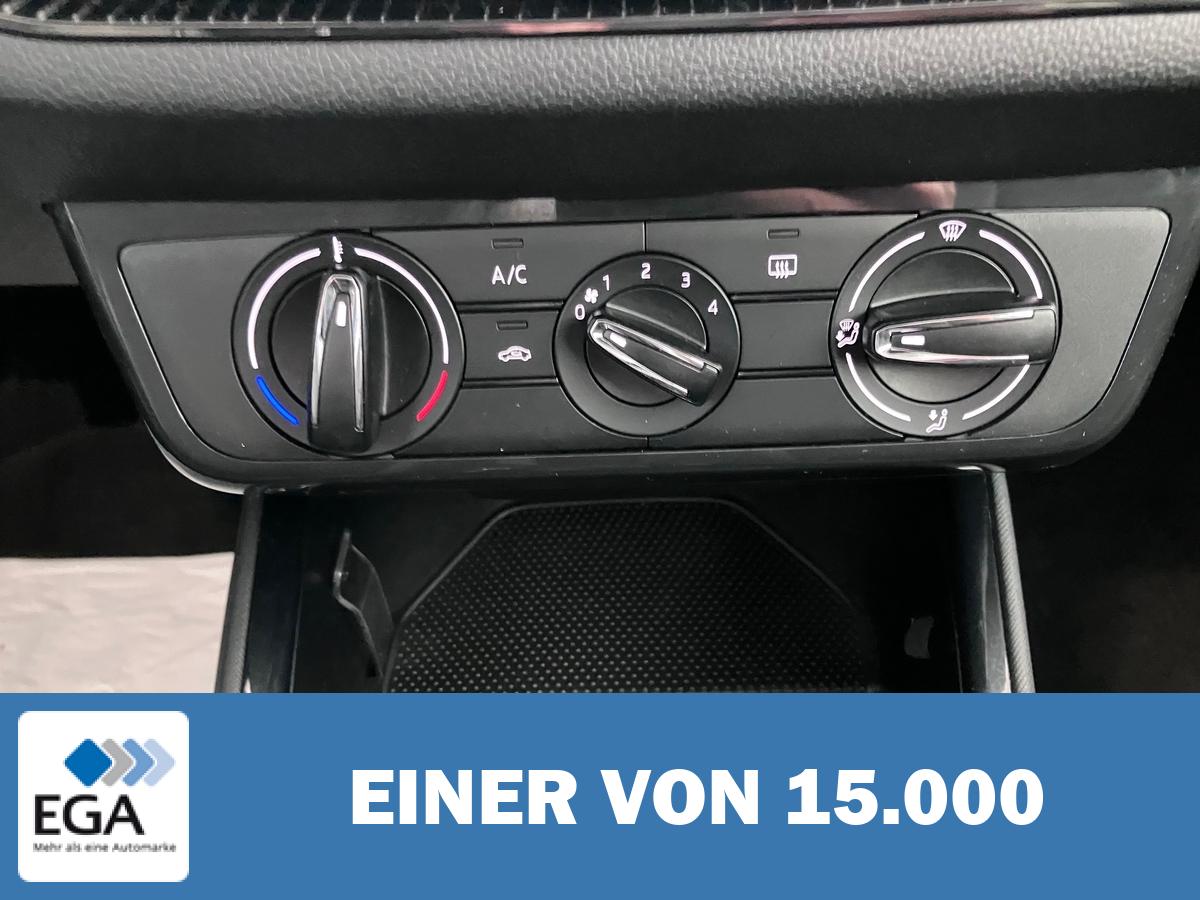 Skoda Fabia 1.0 TSI Tour - Carplay/ LED/ PDC