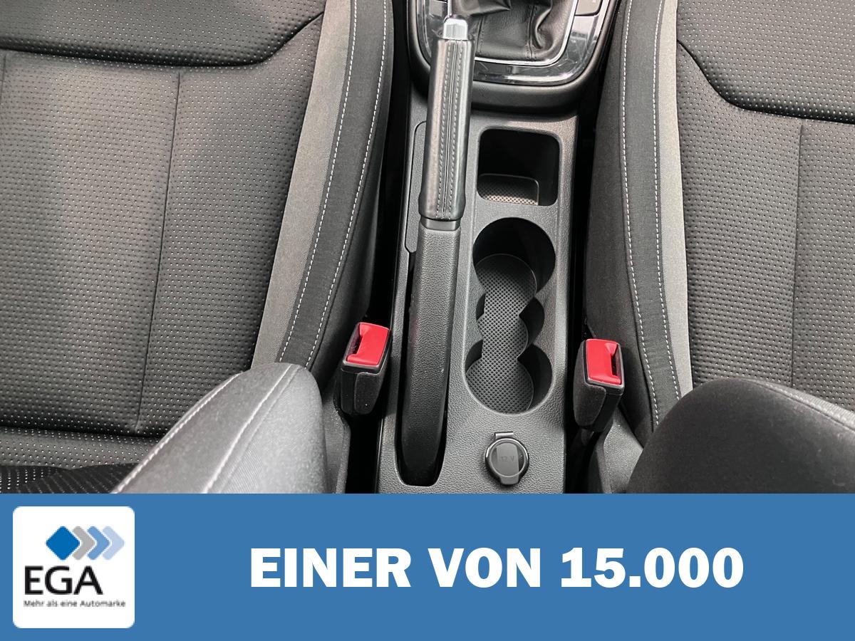 Skoda Fabia 1.0 TSI Tour - Carplay/ LED/ PDC