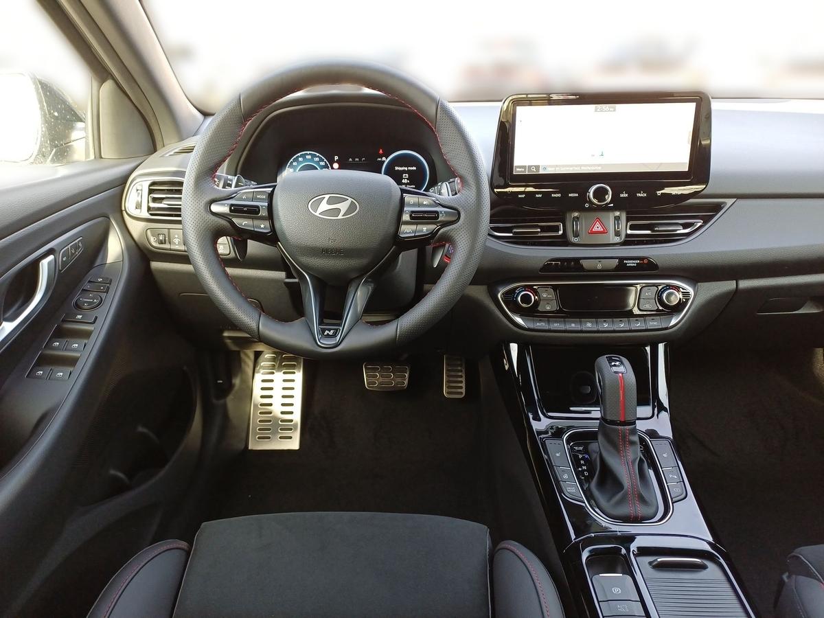 Hyundai i30 1.5 T-GDI 48V 7-DCT N LINE Navi+SH+PDC