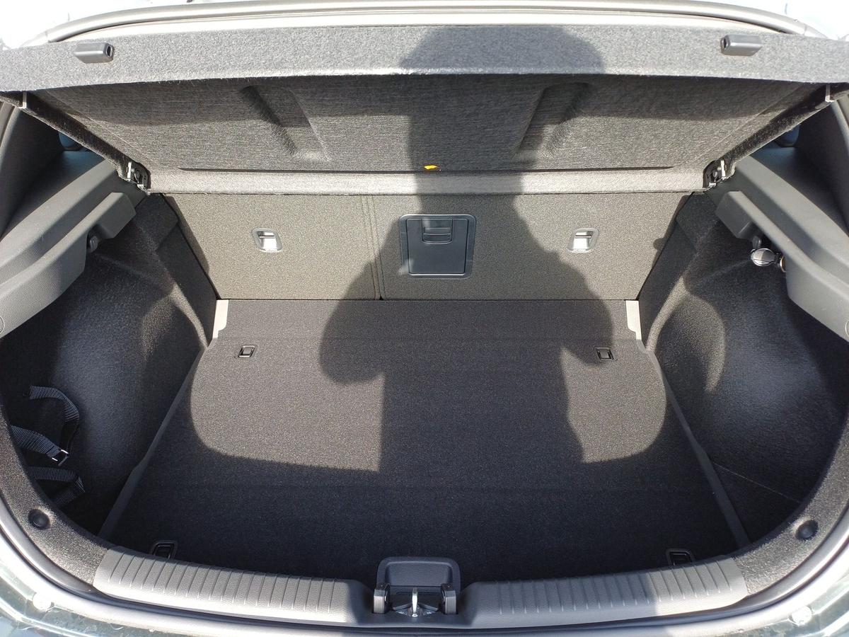 Hyundai i30 1.5 T-GDI 48V 7-DCT N LINE Navi+SH+PDC