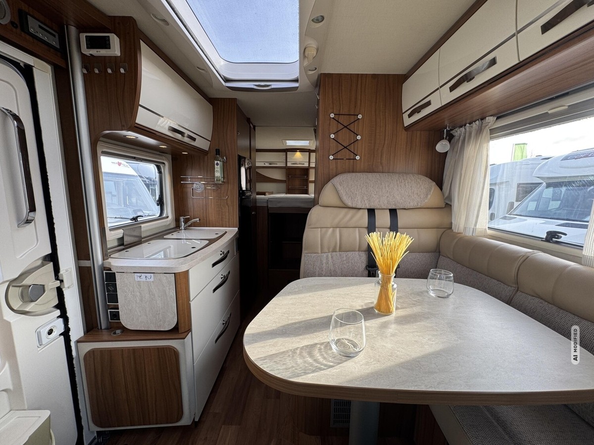 HYMER / ERIBA / HYMERCAR Exis-t 588 Sat TV+Markise+Efoy+Fahrradträger