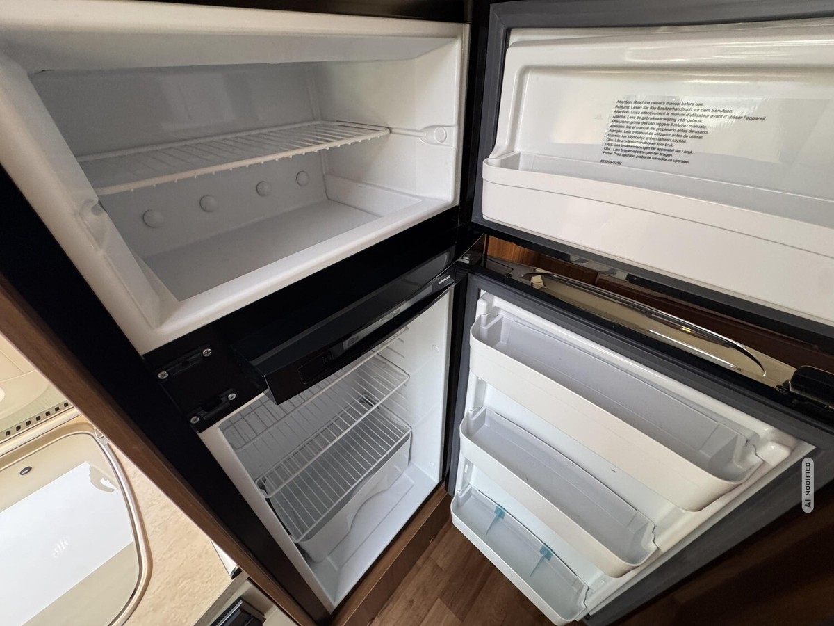 HYMER / ERIBA / HYMERCAR Exis-t 588 Sat TV+Markise+Efoy+Fahrradträger