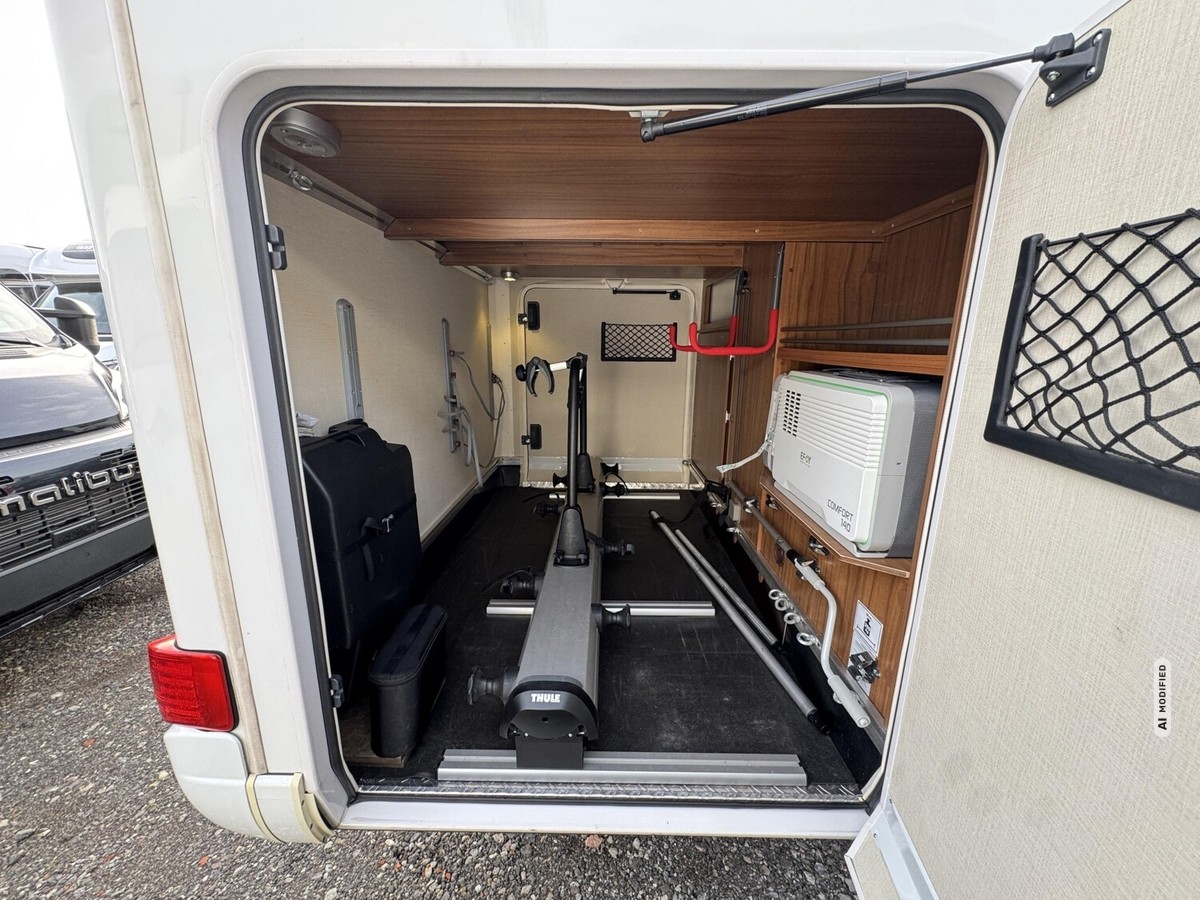HYMER / ERIBA / HYMERCAR Exis-t 588 Sat TV+Markise+Efoy+Fahrradträger