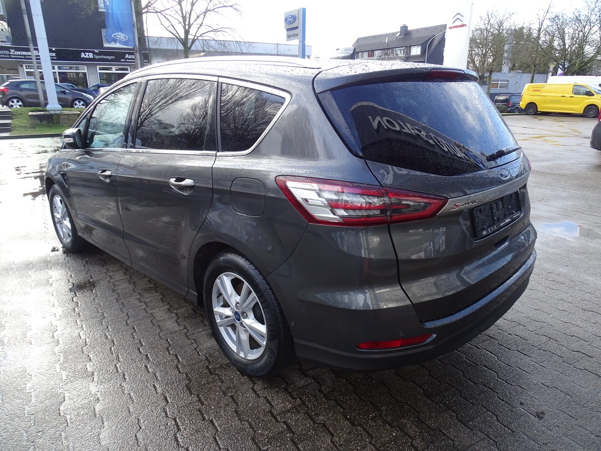 Ford S-Max 2.5 Duratec (FHEV) Hybrid Titanium 