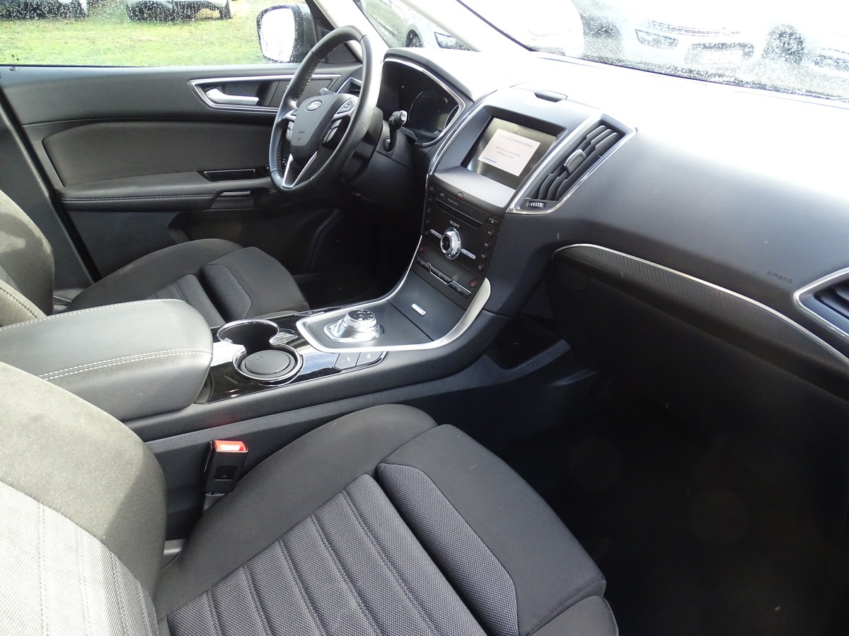 Ford S-Max 2.5 Duratec (FHEV) Hybrid Titanium 