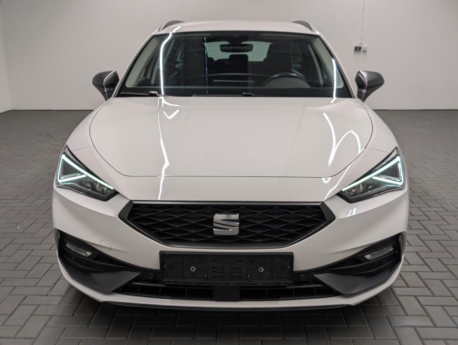 Seat Leon ST FR LED/Navi/SHZ/LHZ/Kam/ACC/Keyl./17-LM