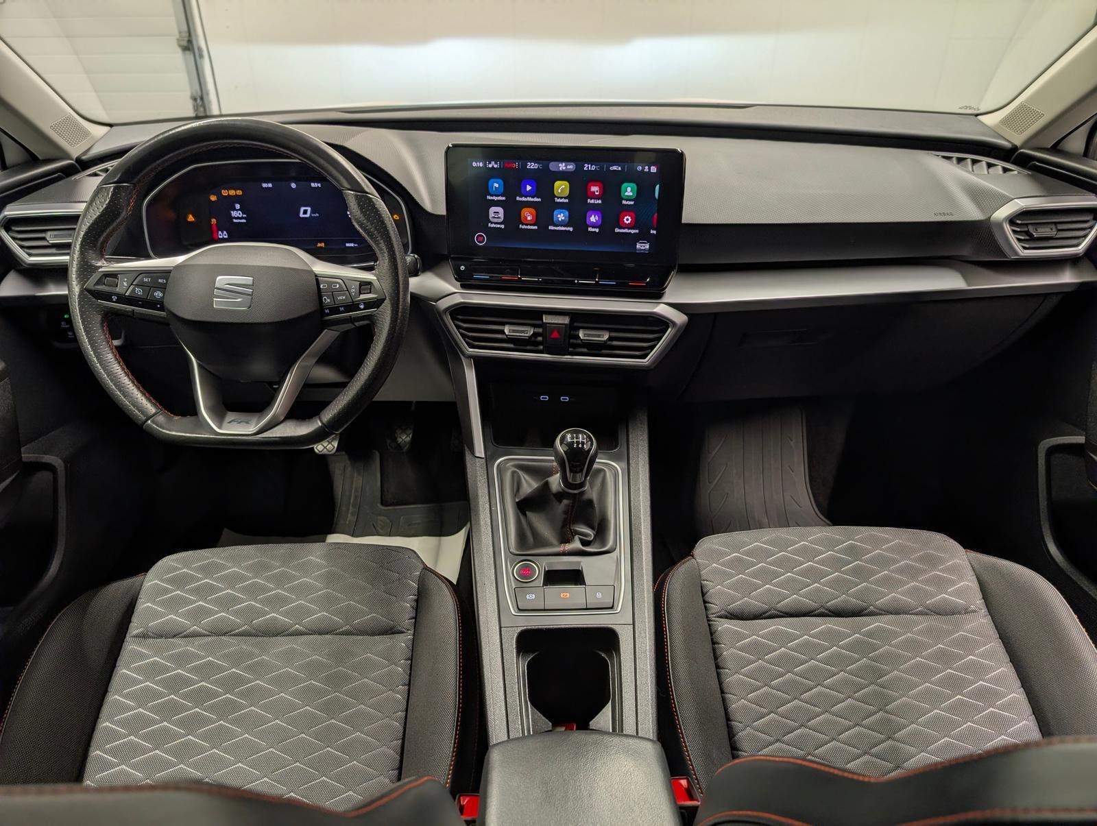 Seat Leon ST FR LED/Navi/SHZ/LHZ/Kam/ACC/Keyl./17-LM