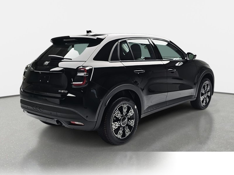 Fiat 600 1.2 T3 HYBRID DCT BUSINESS EDITION MJ26 ALLWETTERREIFEN