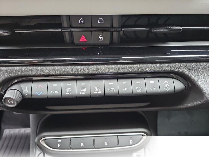 Fiat 600 1.2 T3 HYBRID DCT BUSINESS EDITION MJ26 ALLWETTERREIFEN