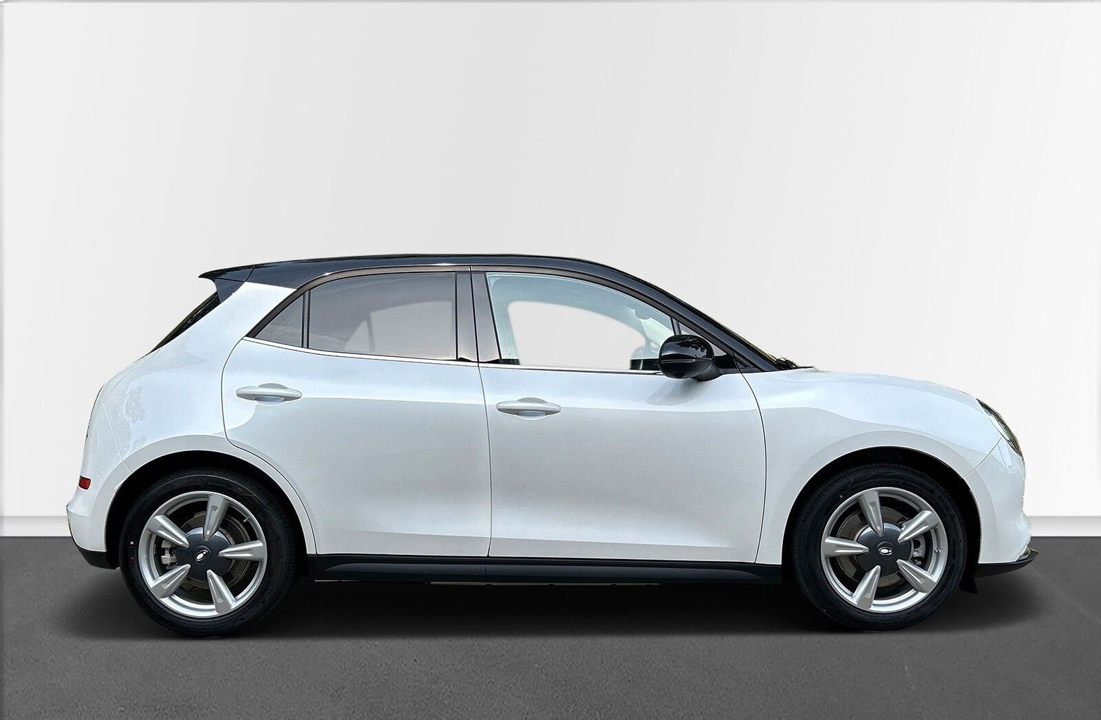 GWM Ora 03 400 Pro Plus  mit Massage und Sitzkühlung