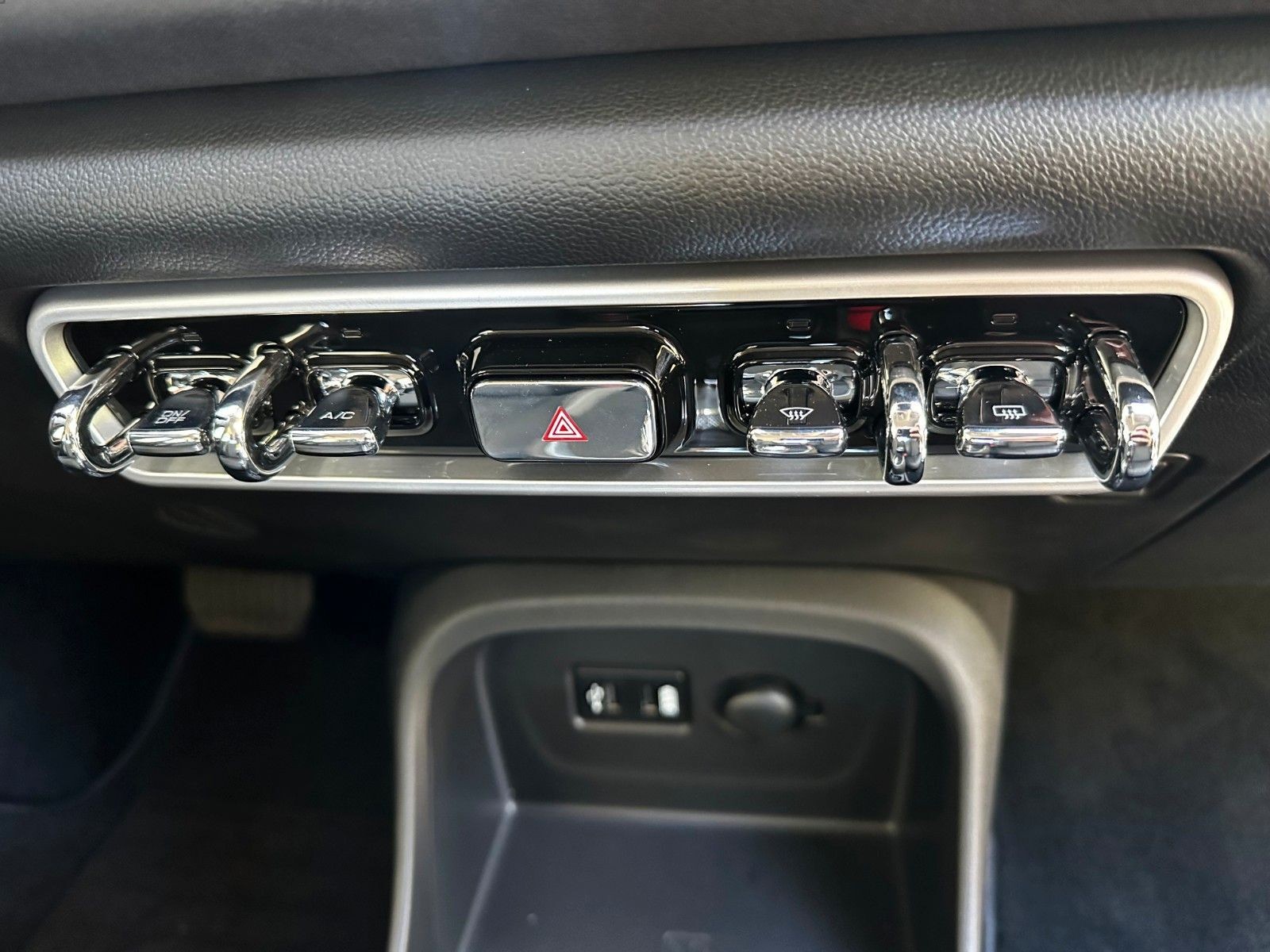 GWM Ora 03 400 Pro Plus  mit Massage und Sitzkühlung