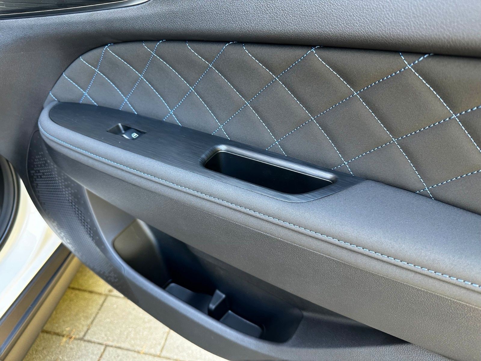 GWM Ora 03 400 Pro Plus  mit Massage und Sitzkühlung