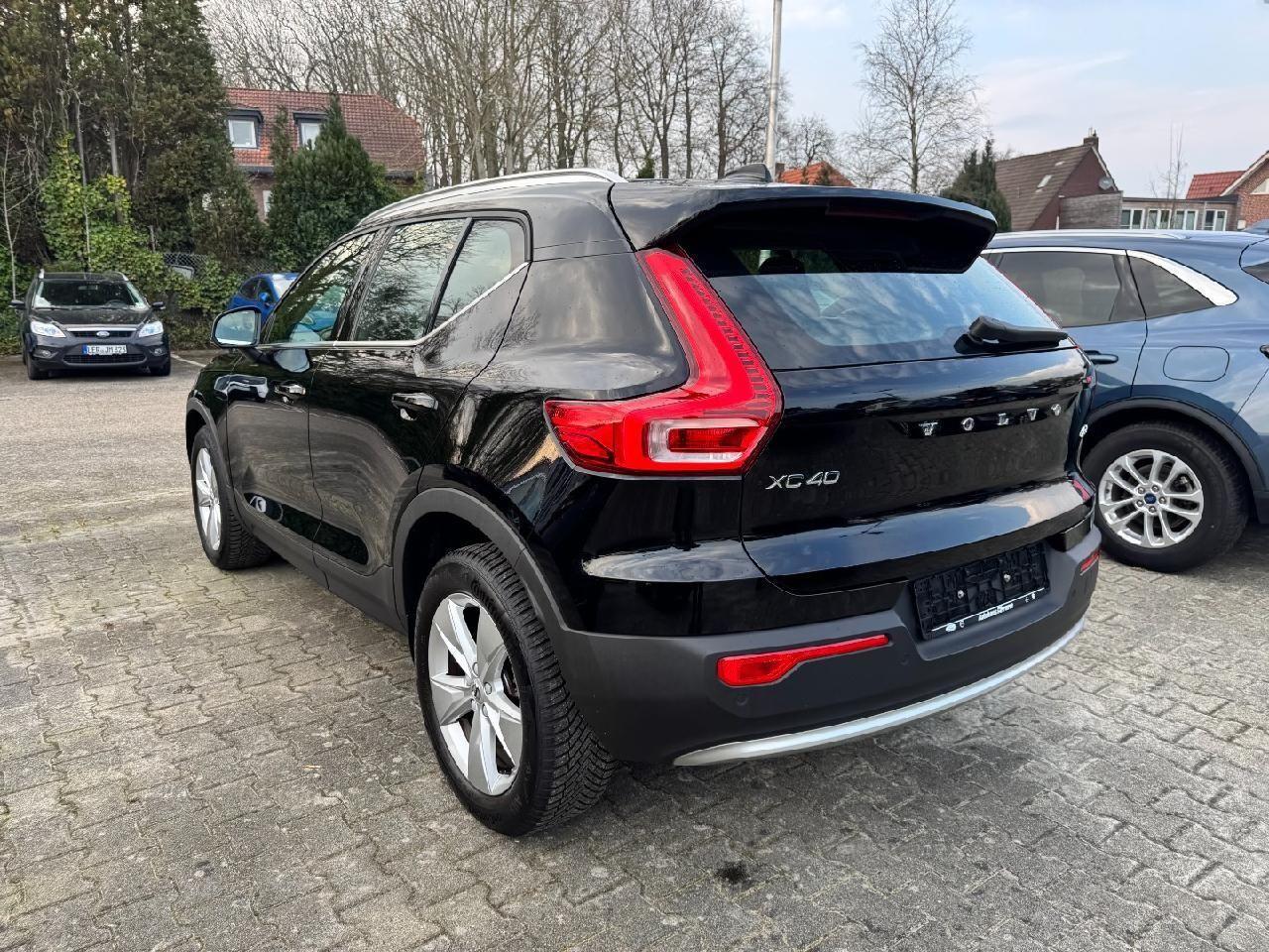 Volvo XC40 Plus Bright 2WD