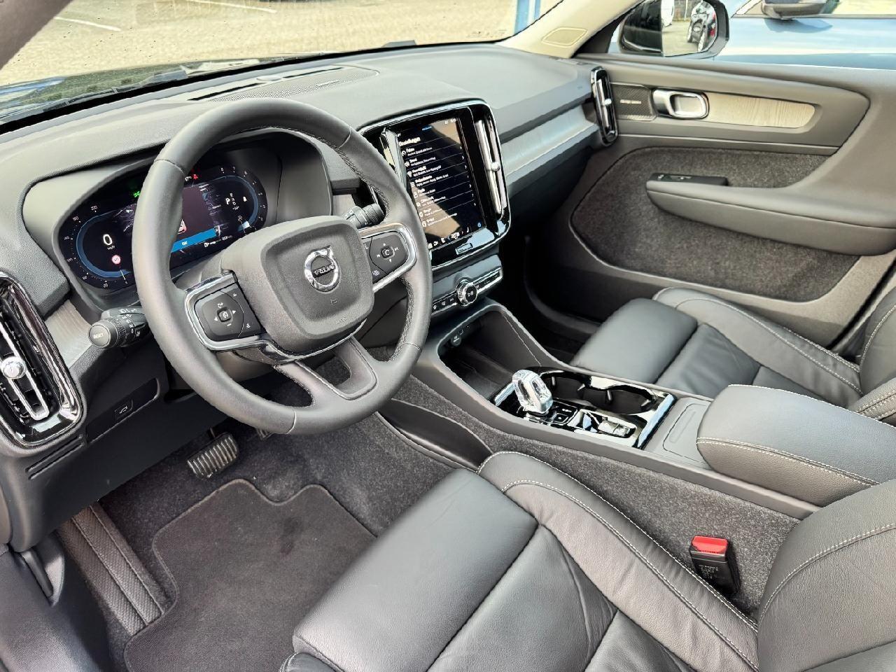 Volvo XC40 Plus Bright 2WD