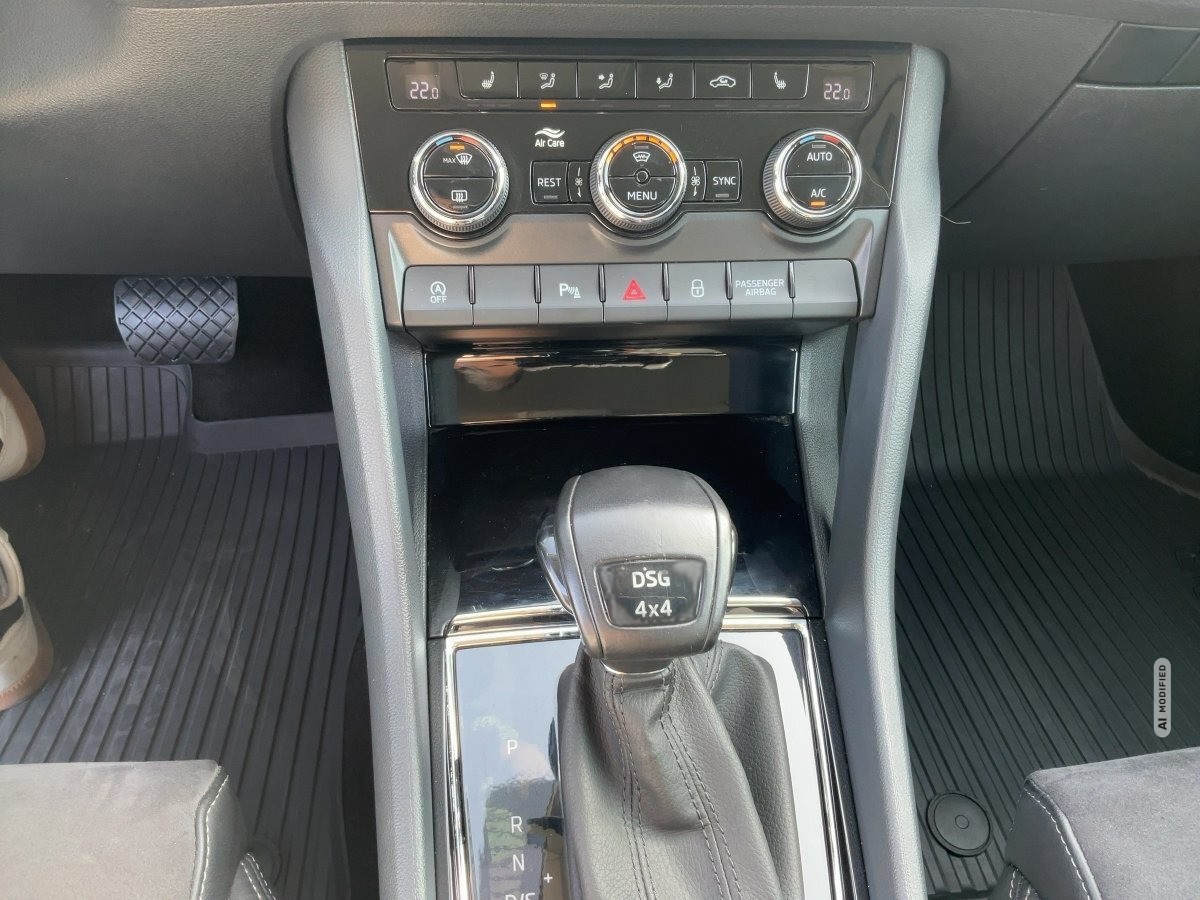Skoda Kodiaq 2.0 TDI Style ACC,AHK,AUTOM.,LED,SHZ,PDC