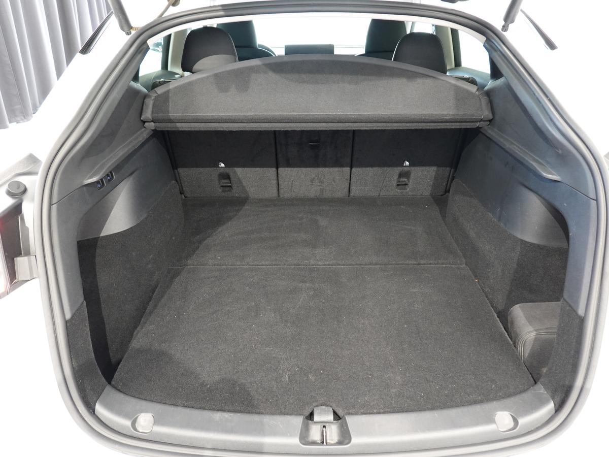 Tesla Model Y RWD Basis RWD*8Fach*AHK*92Batterie*