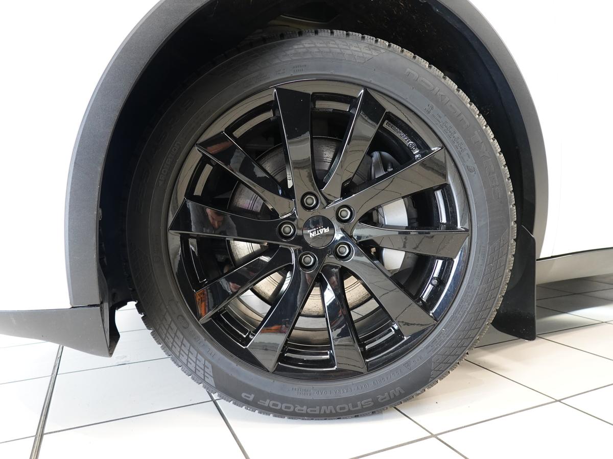 Tesla Model Y RWD Basis RWD*8Fach*AHK*92Batterie*