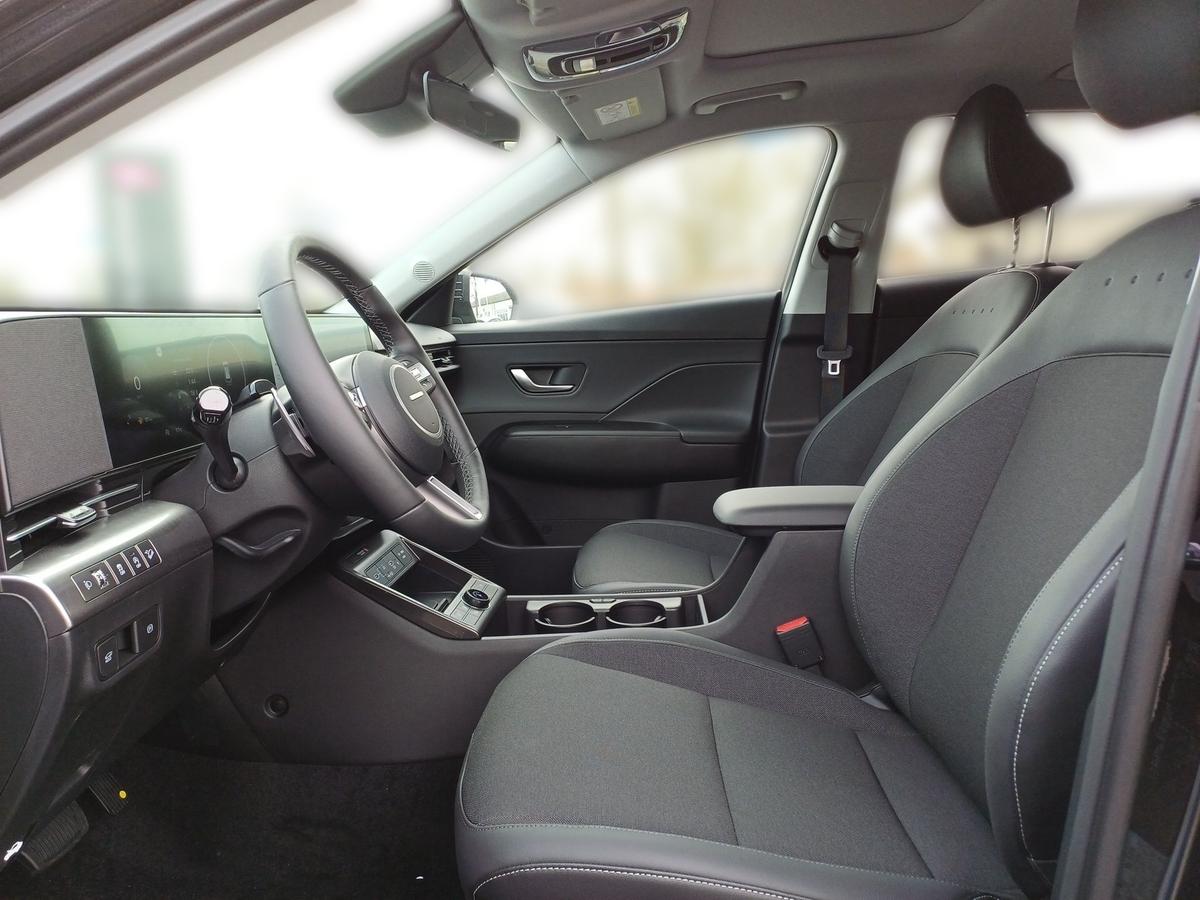 Hyundai KONA 1.6 T-GDI 7-DCT Prime 4WD Schiebed. Navi LED App Sitzh.