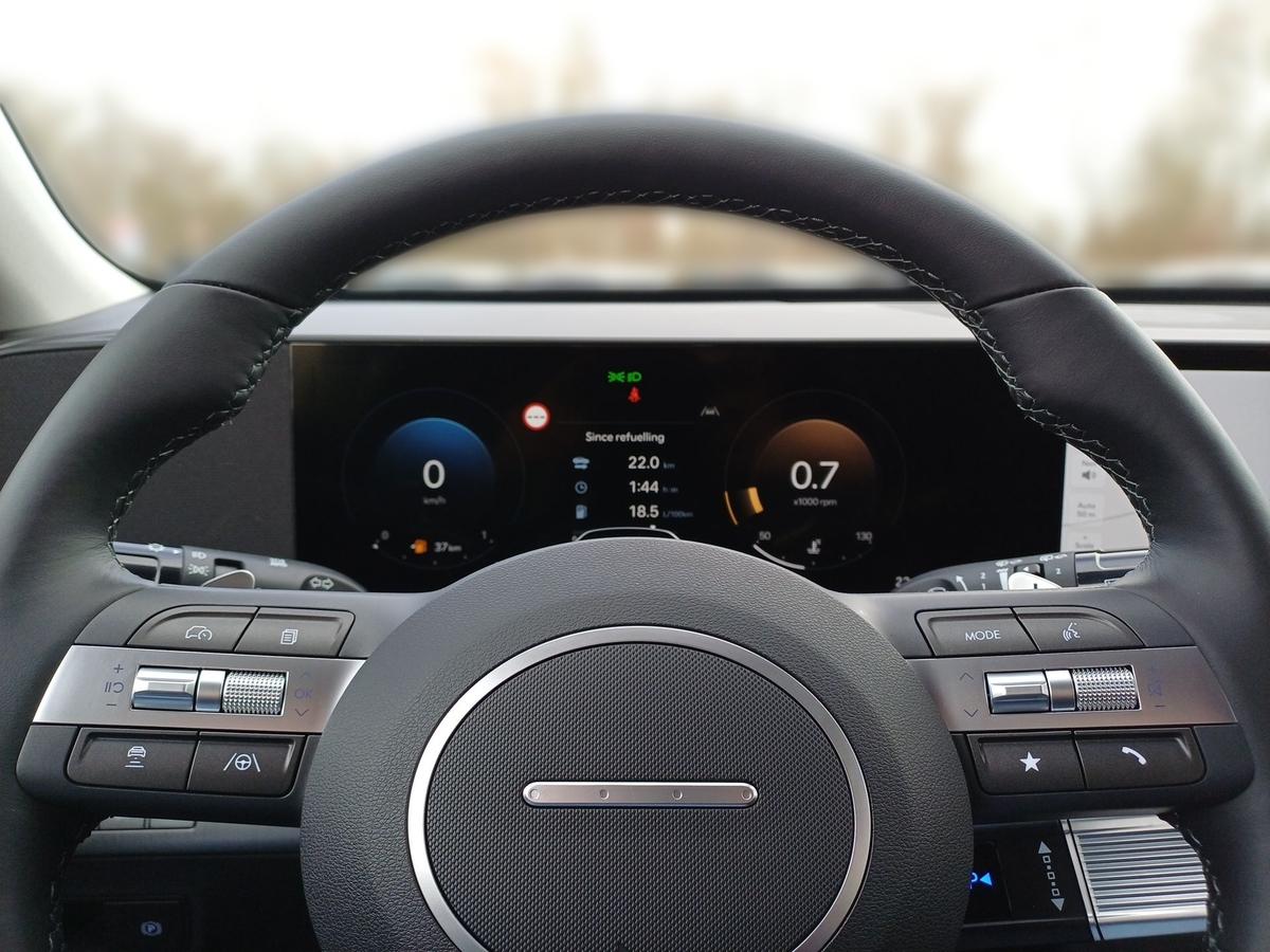 Hyundai KONA 1.6 T-GDI 7-DCT Prime 4WD Schiebed. Navi LED App Sitzh.