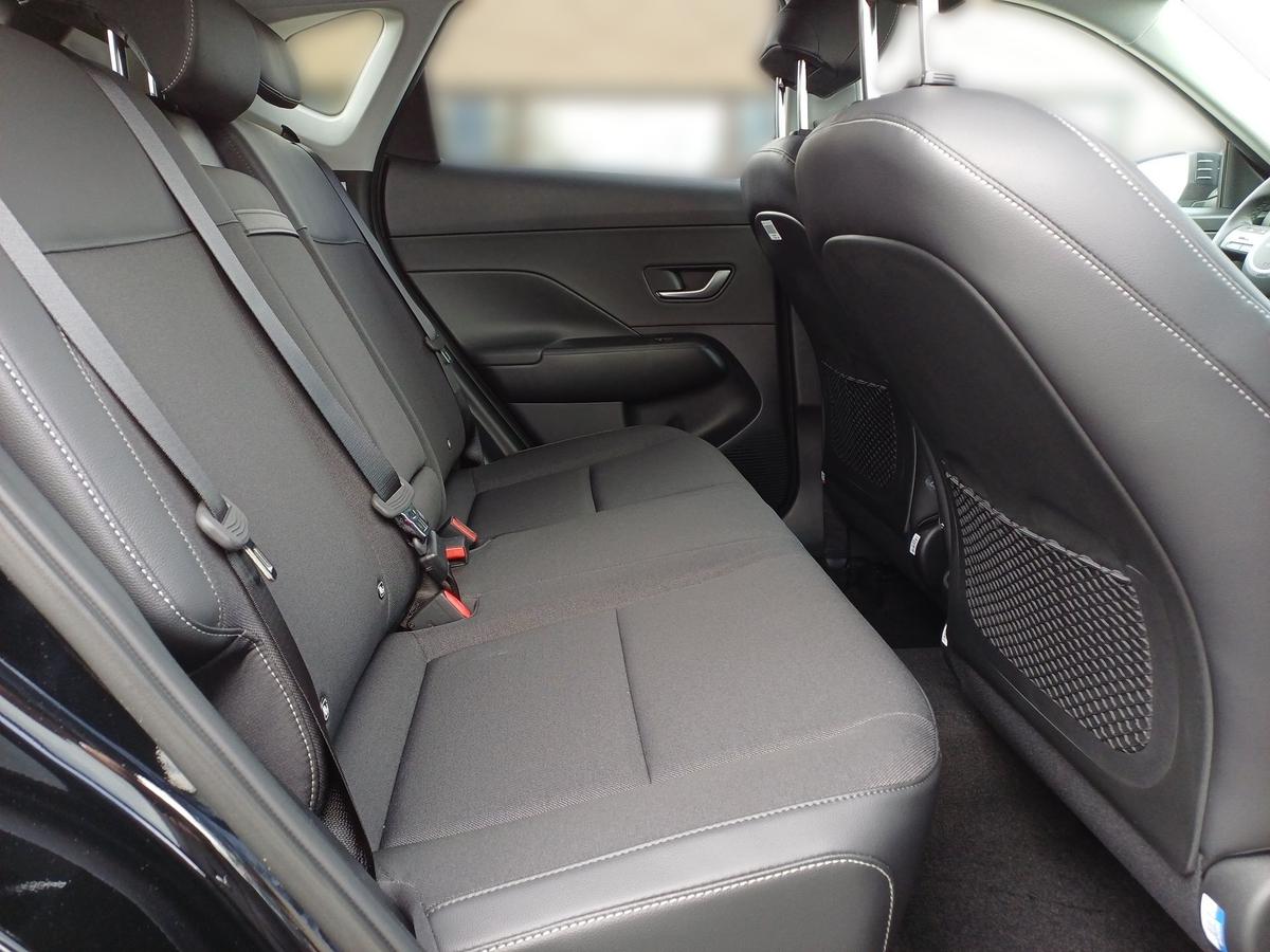 Hyundai KONA 1.6 T-GDI 7-DCT Prime 4WD Schiebed. Navi LED App Sitzh.