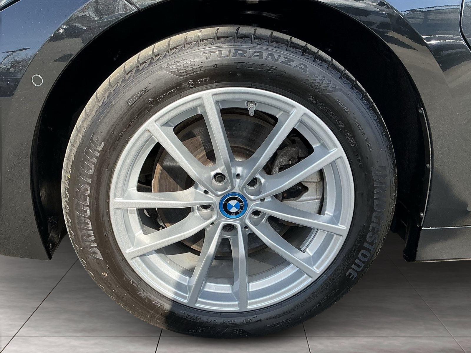 BMW 320 TOURING LC PROF LED GRA AHK 17 -LM ALARM PARKASSIST DAB