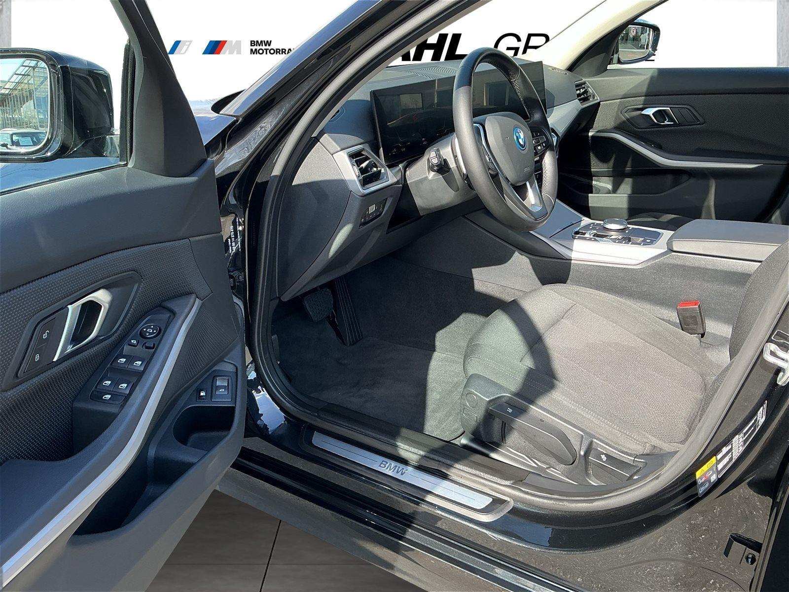 BMW 320 TOURING LC PROF LED GRA AHK 17 -LM ALARM PARKASSIST DAB