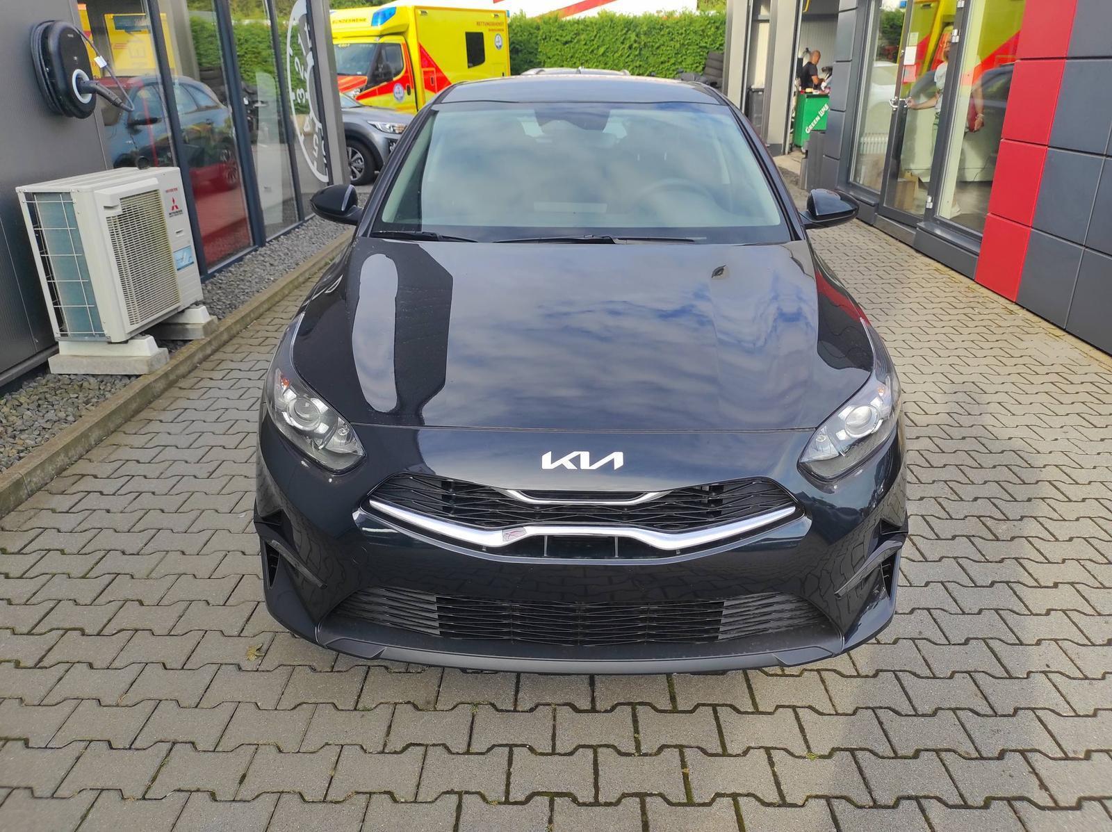 Kia cee'd / Ceed 1.5 Spin *Shzg*Lhzg*PDC*Cam*16Zoll*Navi