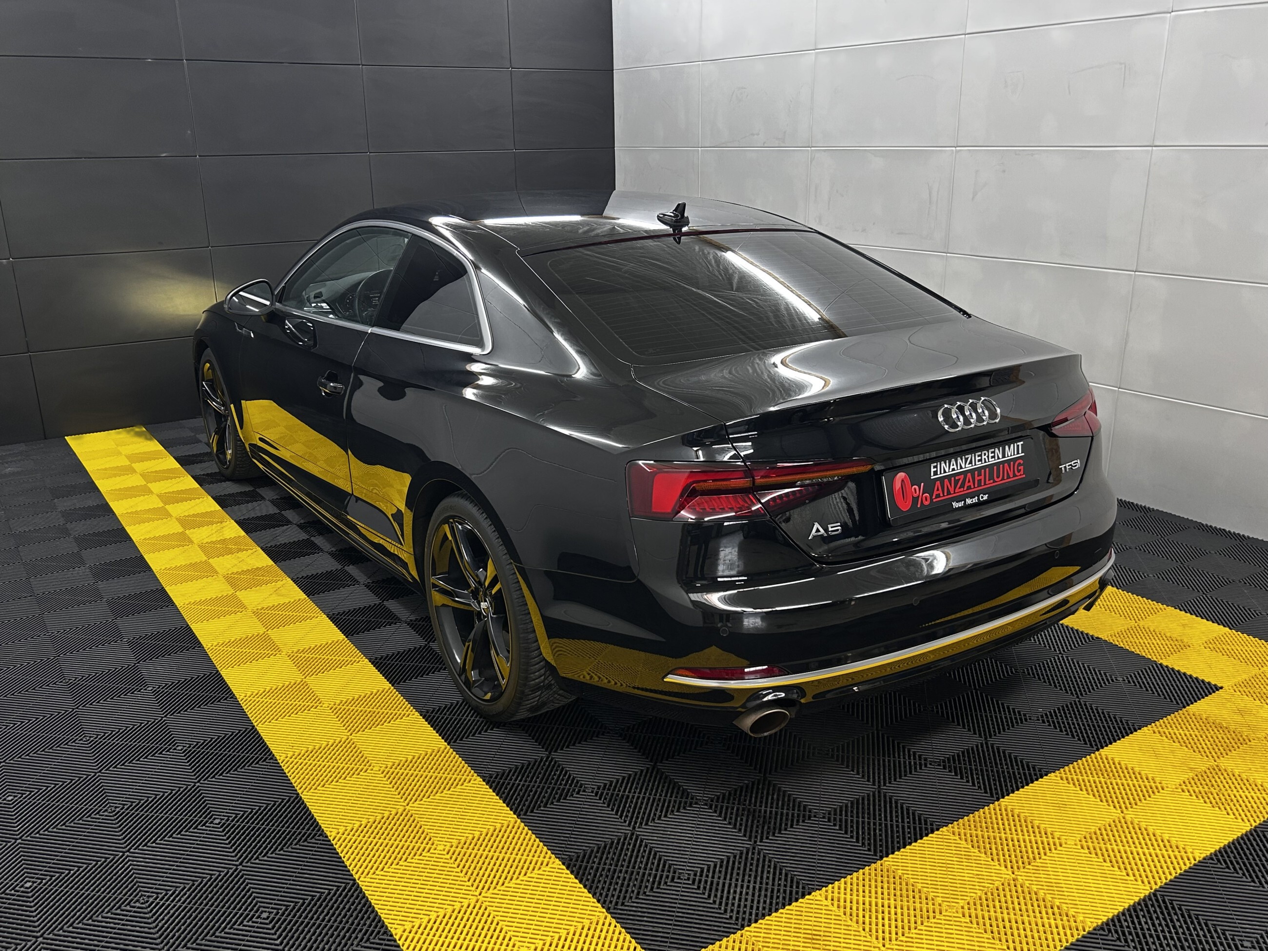 Audi A5 2.0Coupe+Keyless+Alcantara+Bi-Xenon+Navi+Temp
