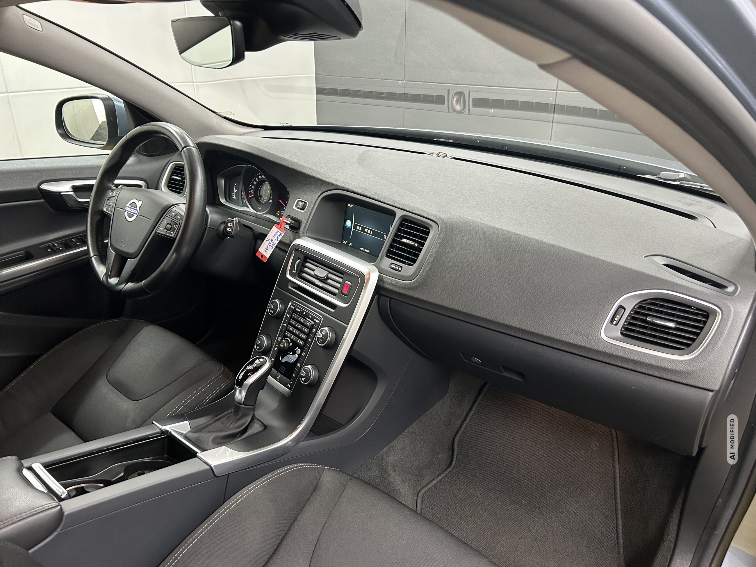 Volvo V60 Linje Business+Bi-Xenon+Ambiente+Temp+Kamera